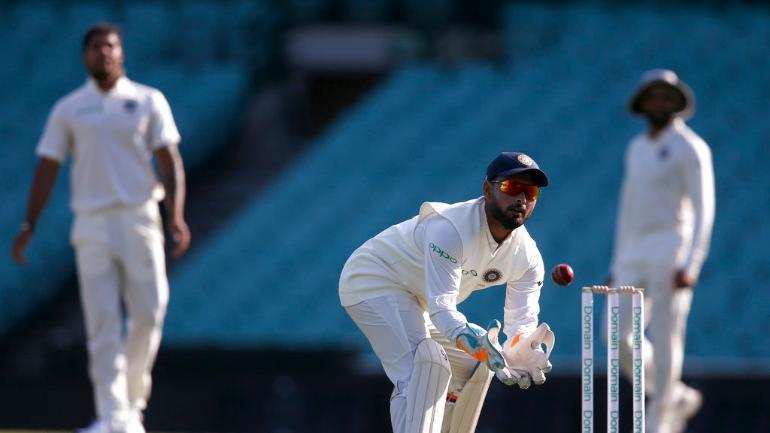 IND vs AUS: ऋषभ पंत ने बनाया वर्ल्ड रिकॉर्ड,एक टेस्ट में सबसे ज्यादा कैच लेने वाले विकेटकीपर बने