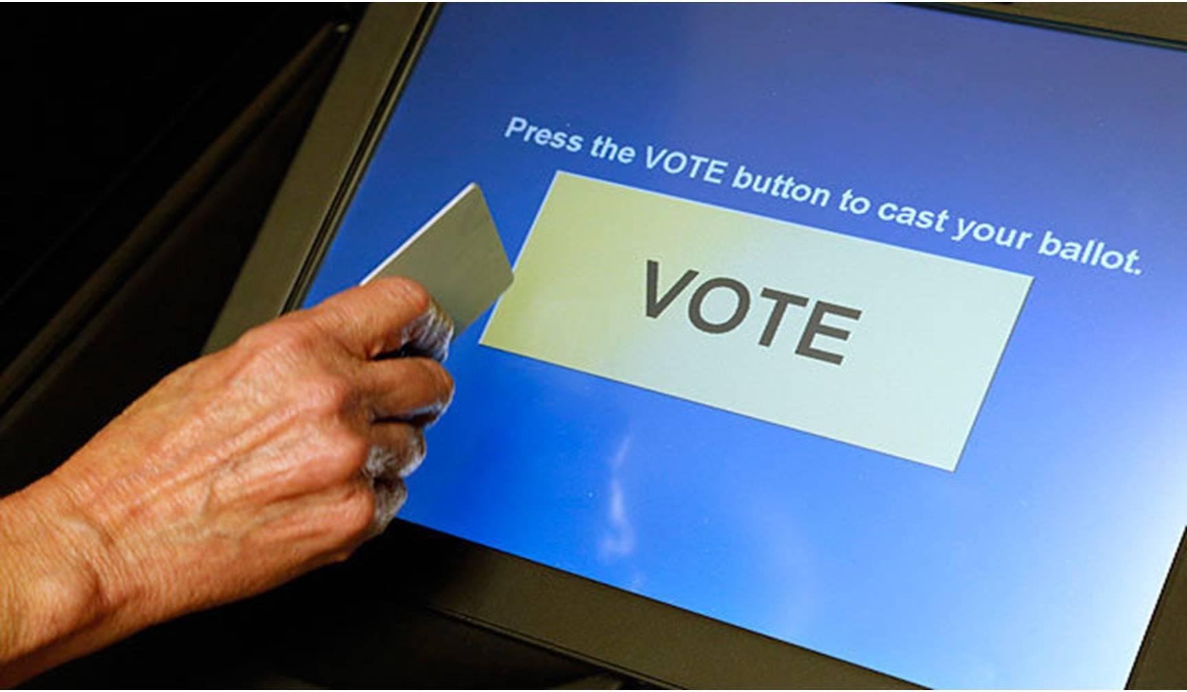 स्टूडेंट बना रहे हैं हैक प्रूफ इलेक्ट्रॉनिक वोटिंग मशीन