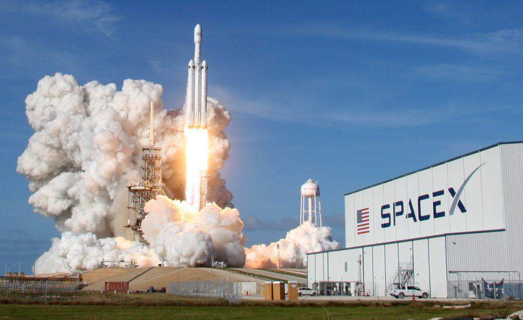इस  कंपनी ने बनाया  है दुनिया का  सबसे पावरफुल रॉकेट आखिर क्यों जानिये इसकी पूरी  सच्चाई