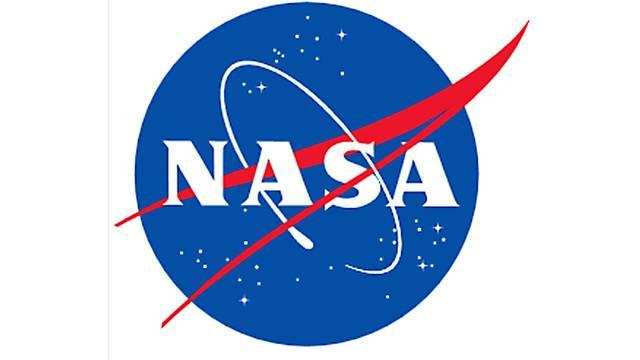 नासा का स्पेसएक्स अंतरिक्ष स्टेशन के लिए रवाना