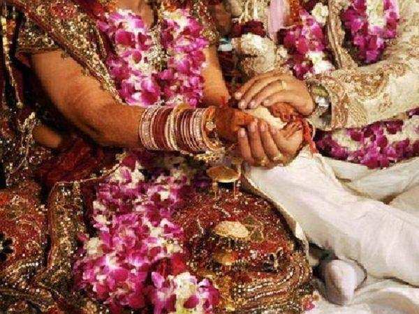 बिलासपुर:बिलासपुर और सूरजपुर में कलेक्टर ने शादियों पर लगाई रोक, जिनको अनुमति मिली, वे भी होंगी निरस्त; सामान बेच रही दो दुकानें सील