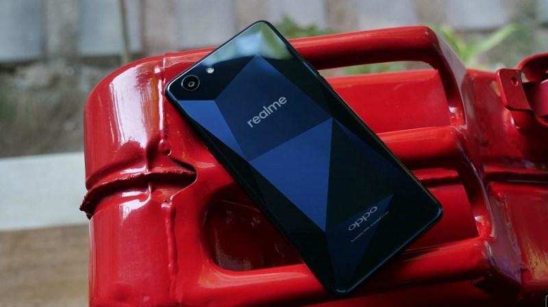 Realme 2 स्मार्टफोन नो काॅस्ट ईएमआई पर उपलब्ध, इस पर भारी छूट