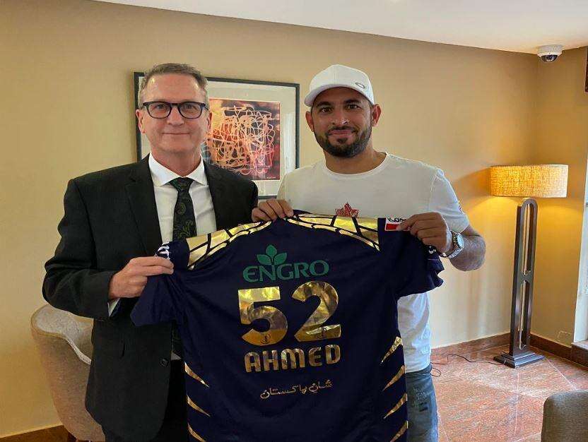 PSL में मचा हड़कंप, मैच के शुरु होने से ठीक पहले कोरोना पॉजिटिव निकला ये  खिलाडी