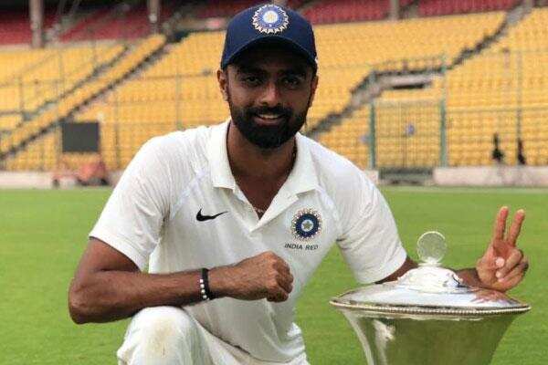 टीम इंडिया के इस तेज गेंदबाज़ ने की सगाई