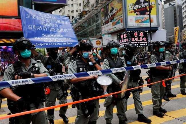 45 सुपर कारों को जप्त कर लिया हांगकांग पुलिस ने , सड़क पर  लगा रहे थे रेस