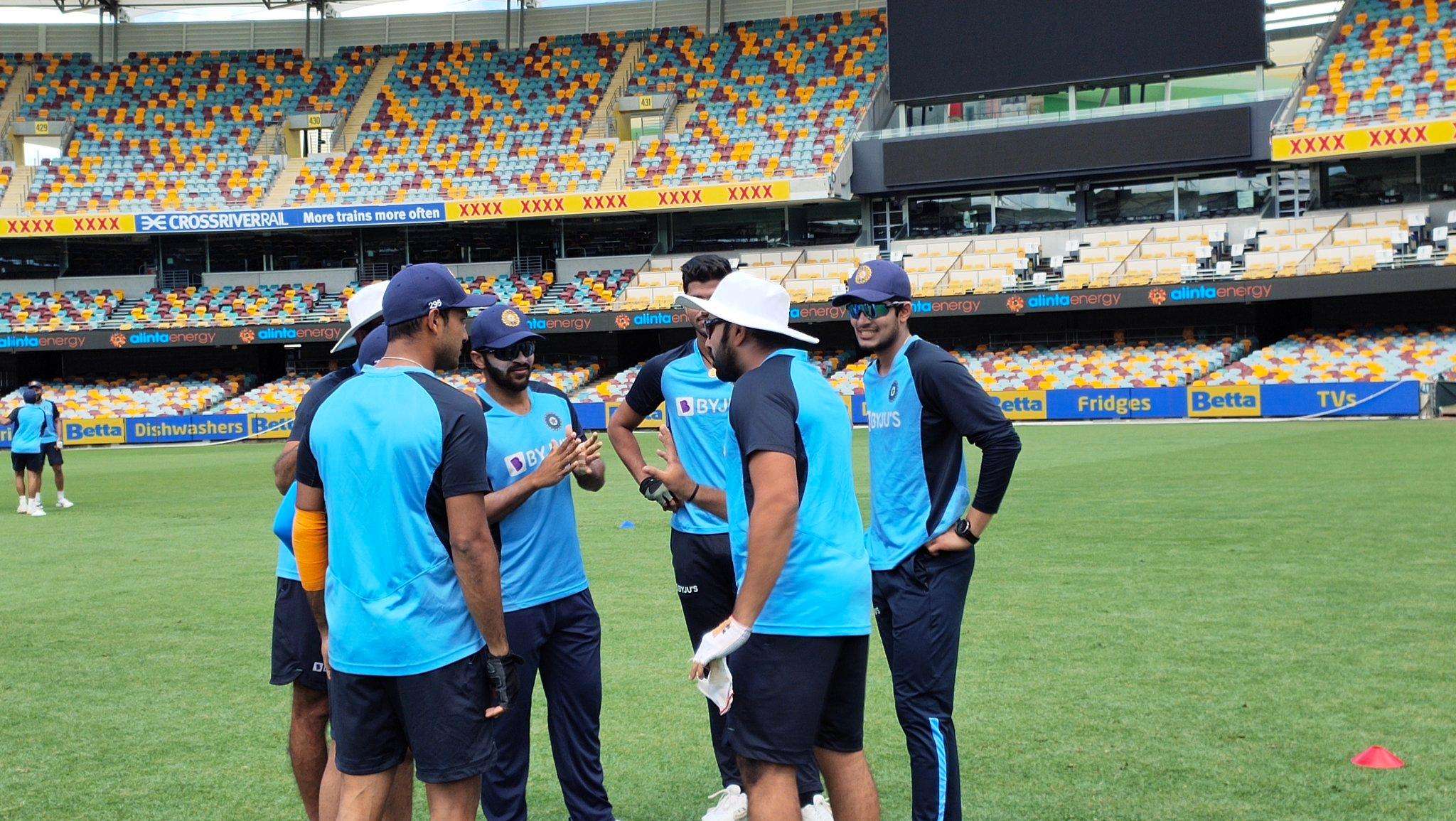 AUS vs IND :टीम इंडिया ने चौथे टेस्ट के लिए ब्रिस्बेन में शुरू किया अभ्यास, सामने आए PHOTOS