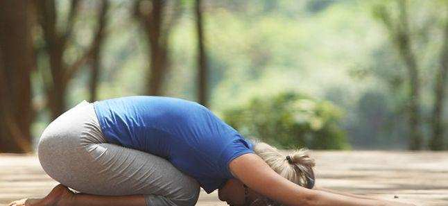 Yoga:  योग के साथ गर्दन के दर्द को ठीक करें, इस योग मुद्रा का पालन करें
