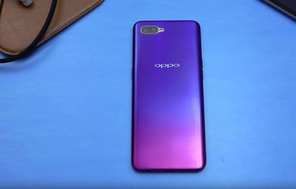 OPPO K1 स्मार्टफोन में 4 जीबी रैम, 25 मेगापिक्सल कैमरा और कीमत इतनी कम