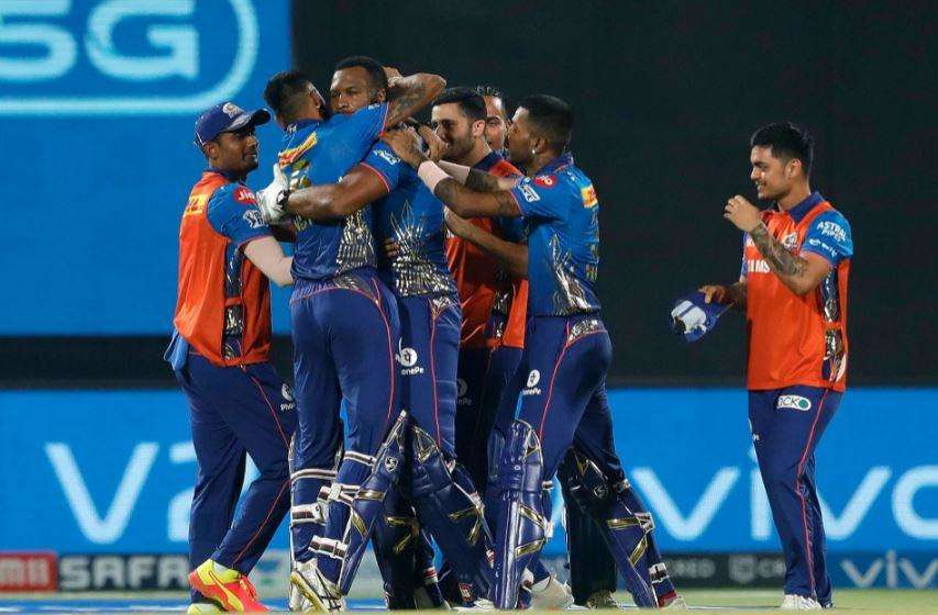 Breaking, MI vs CSK:मुंबई इंडियंस ने दर्ज की सीजन की चौथी जीत ,  चेन्नई सुपरकिंग्स को 4 विकेट से हराया