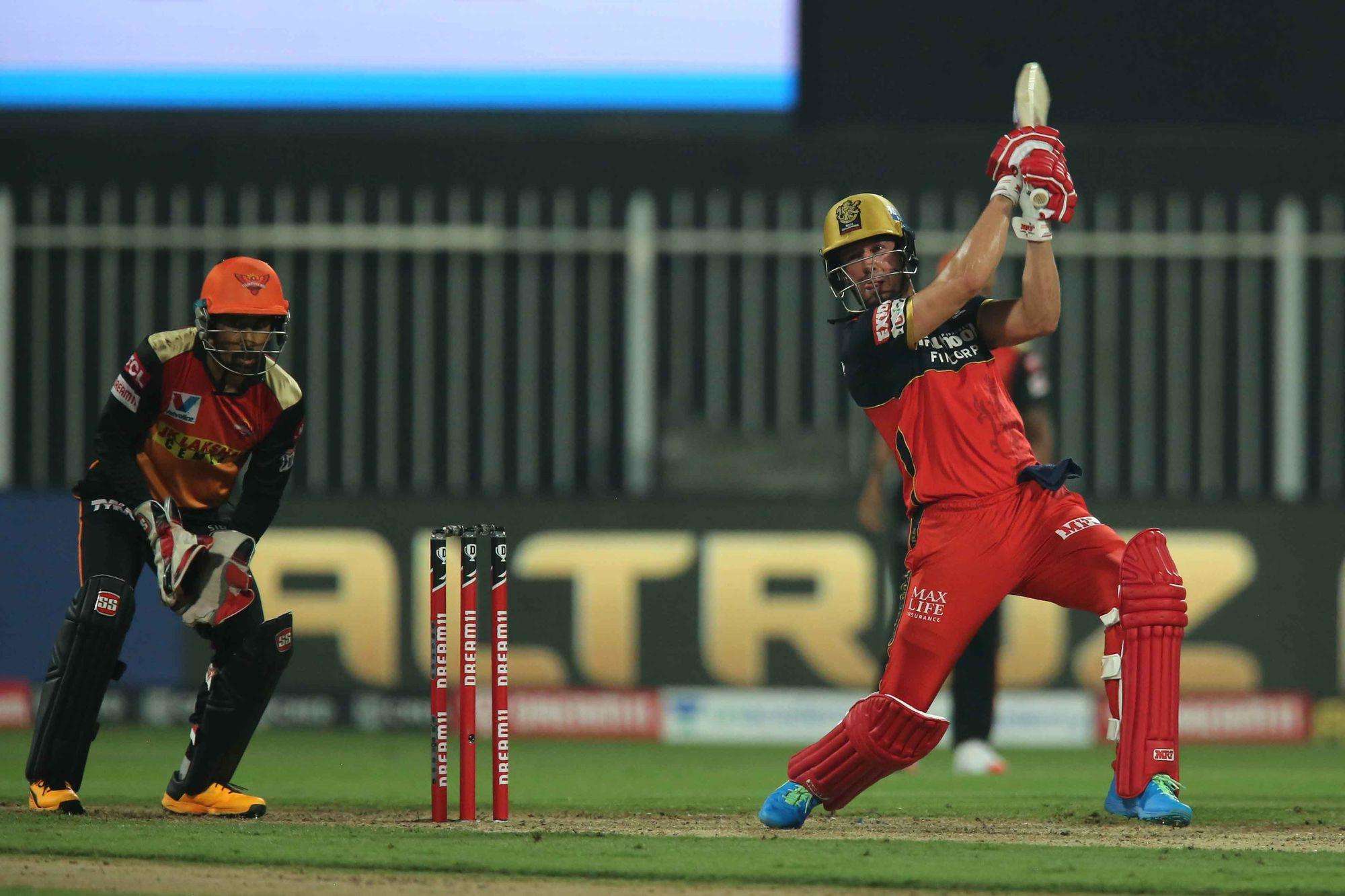 IPL 2020, RCB vs SRH:  बैंगलोर की बल्लेबाजी फ्लॉप, हैदराबाद के सामने रखा 121 रन का लक्ष्य