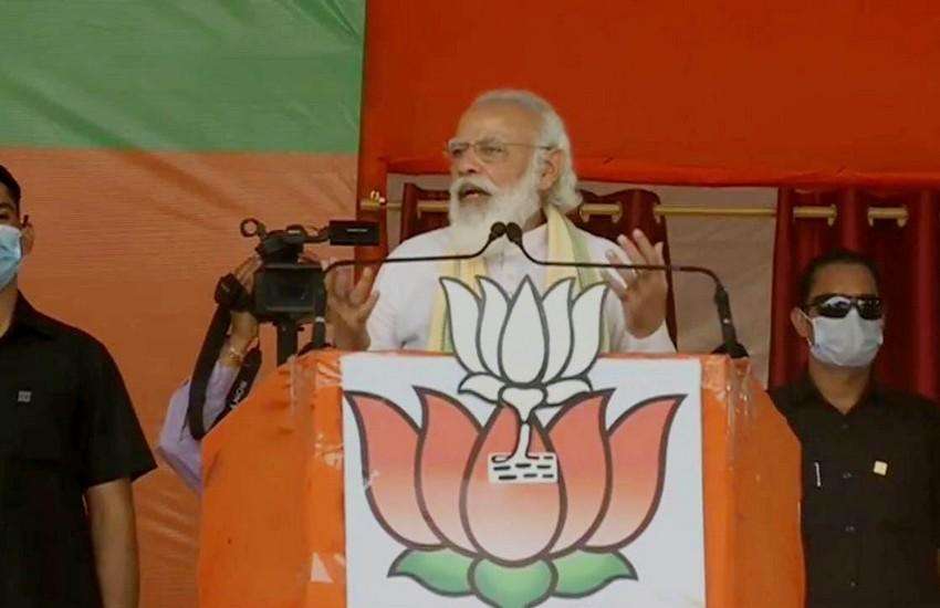 Bihar में ‘लालटेन’ की जरूरत नहीं, अब उजाले की बात हो रही : PM Modi