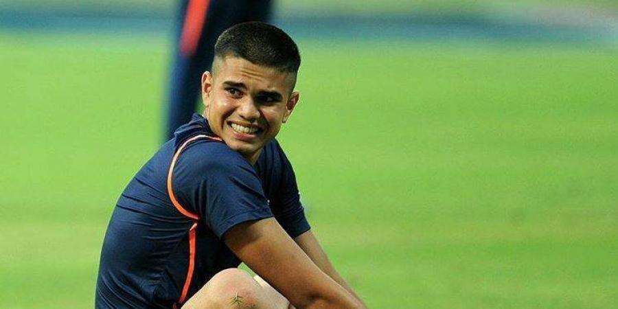 IPL 2021 Auction:मुंबई इंडियंस  के हो सकते  हैं अर्जुन तेंदुलकर, खुद किया बडा इशारा