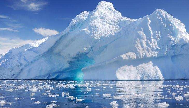 वैज्ञानिकों ने अंटार्कटिक की बर्फ के नीचे खोजी एक विशाल घाटी 