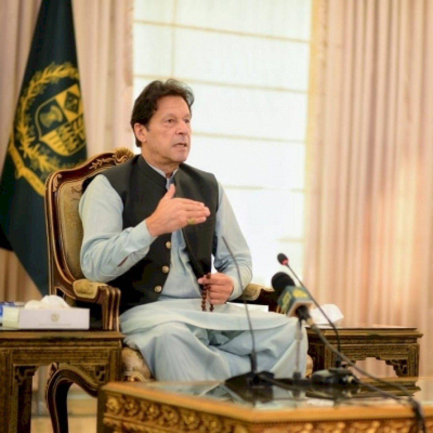 सैन्य नेतृत्व ने किसी भी मामले में कभी दबाव नहीं डाला : Imran Khan