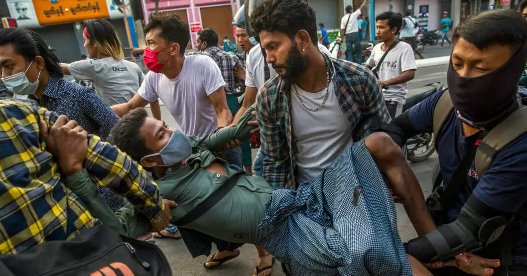 Myanmaar :म्यांमार में 13 और प्रदर्शनकारियों को सेना द्वारा मारा गया