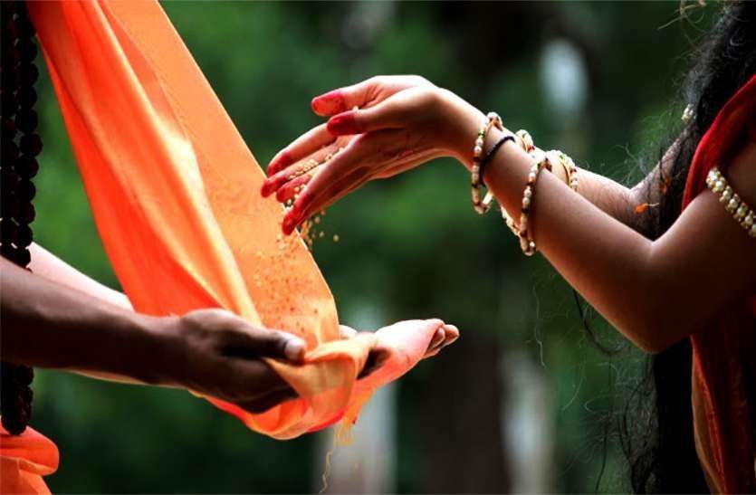 Paush purnima vrat 2021: पौष पूर्णिमा पर करें इन चीजों का दान, देवी देवता होंगे प्रसन्न
