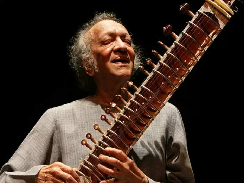 जन्मदिन विशेष: किसी सरहद का मोहताज नहीं रहा पंडित रविशंकर प्रसाद का संगीत