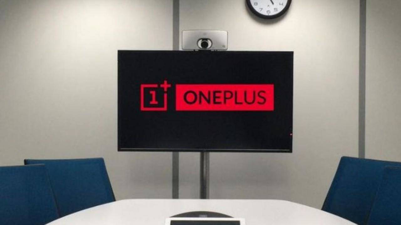 OnePlus जल्द पेश करने जा रही है अपनी स्मार्ट टीवी, जानिये 