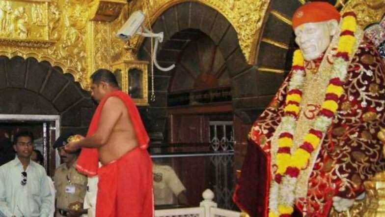 शिर्डी मंदिर के पुजारी के खिलाफ छेड़छाड़ का मामला दर्ज