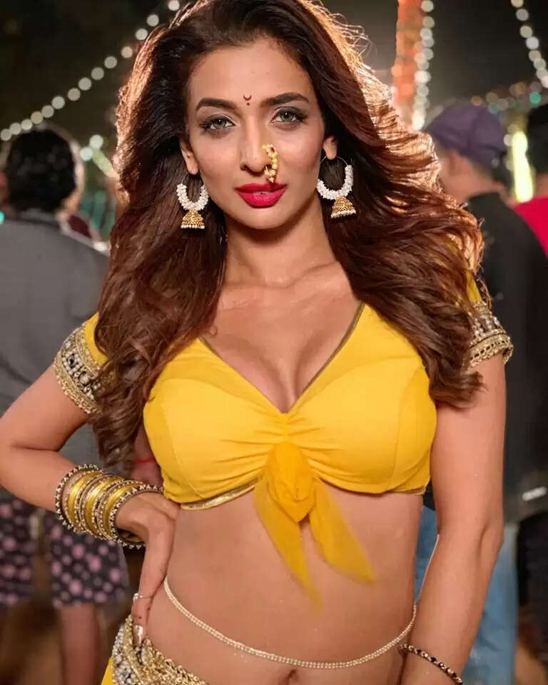 Heena Panchal: ना​सिक रेव पार्टी में इस अभिनेत्री सहित 22 लोगों को पुलिस ने किया था गिरफ्तार, मेडिकल रिपोर्ट का इंतजार