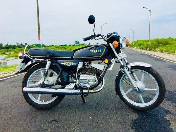 आजादी के बाद देश में इन शानदार बाइक्स को किया गया खूब पसंद, आज भी किया जाता है याद