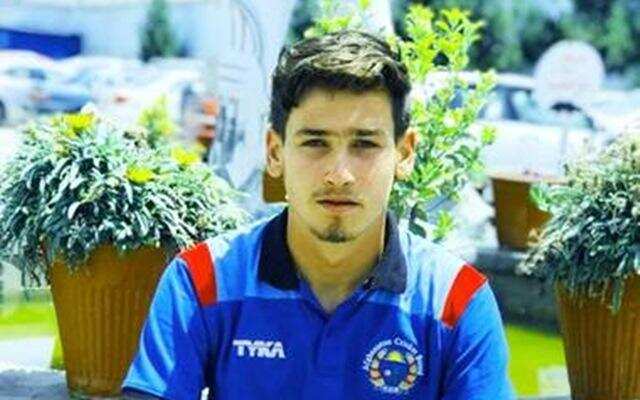 BBL: 15 साल के  गेंदबाज ने मचाया तहलका, डेब्यू मैच में किया ये बड़ा कारनामा