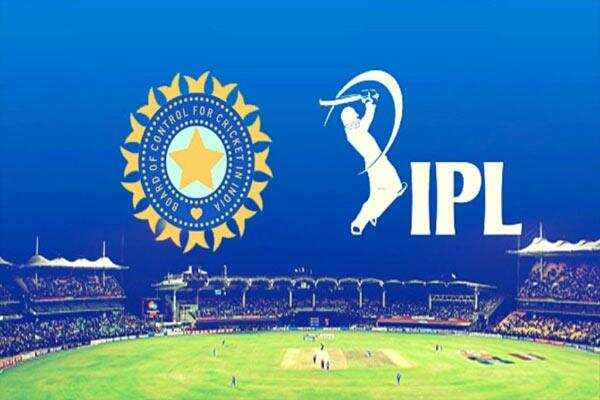 IPL 2021 पर  कोरोना का खतरा  , वानखेड़े स्टेडियम में तीन सदस्य और निकले कोविड-19 पॉजिटिव
