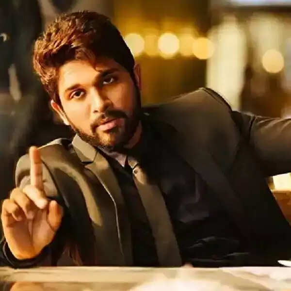Allu Arjun: अल्लू अर्जुन पर स्टाफ मेंबर्स और परिवार के लिए लिया बड़ा फैसला