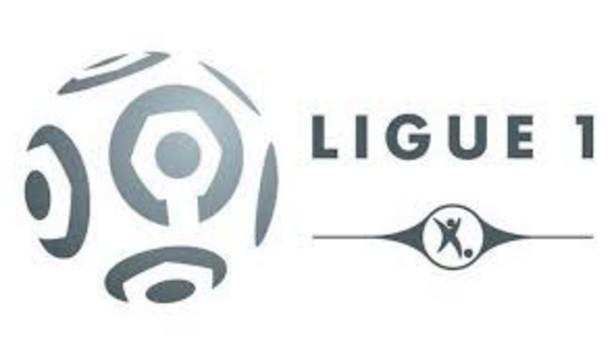 फ्रेंच लीग : मोनाका को पीएसजी ने 4-0 से मात दी, कवानी की हैट्रिक