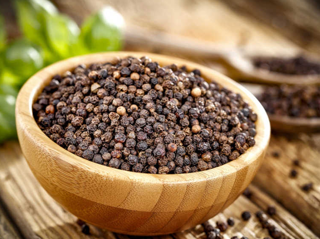 Benefits of Black pepper: आपको काली मिर्च के फायदे पता होना चाहिए