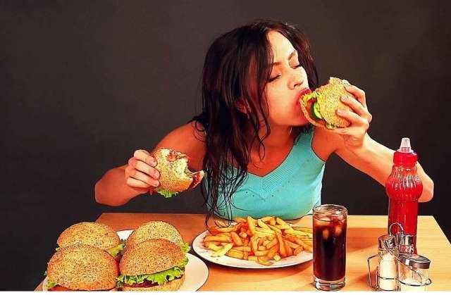 बहुत ज्यादा  लगती है भूख और बढ़ रहा है मोटापा तो जाने भूख कम करने का तरिका