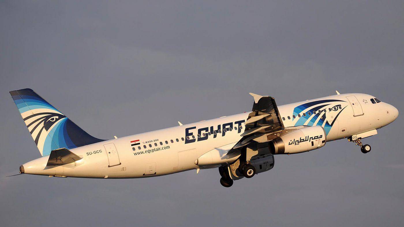 हवाई जहाज में रखा हुआ ब्लैक बॉक्स आखिर क्या काम करता है?