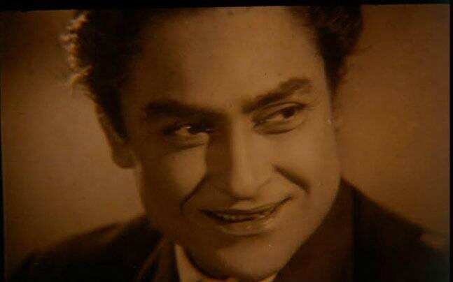 Ashok Kumar Birth Anniversary: आसान नहीं था अशोक कुमार का अभिनेता बनने का सफर, टूट गई थी शादी