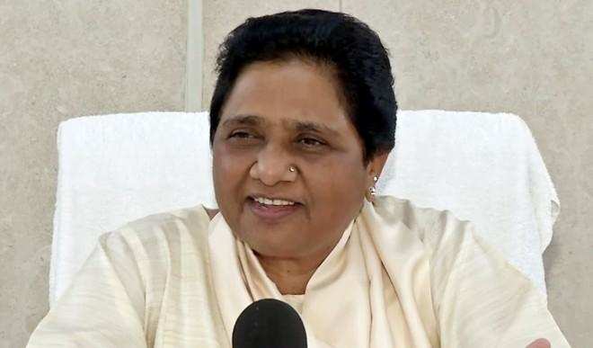 वापस हो कृषि कानून, गणतंत्र दिवस पर न शुरू हो नई परंपरा : Mayawati