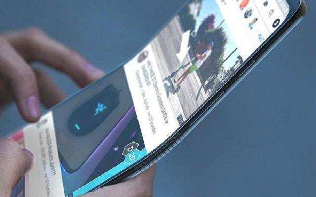 सैमसंग का फोल्डेबल स्मार्टफोन हो सकता है अगले महीने लाँच