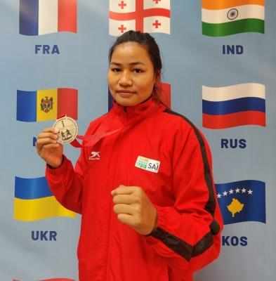 Boxing : भारतीय मुक्केबाजों ने जीते 2 और स्वर्ण