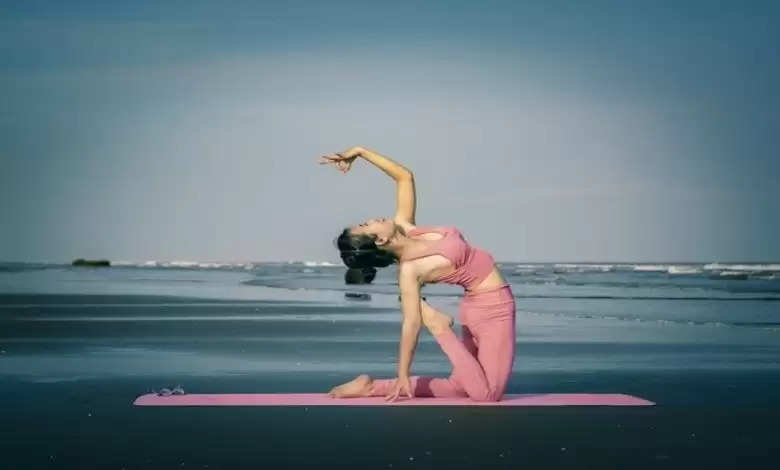 Yoga : इसके अभ्यास से कोरोना-भय पर विजय प्राप्त करें