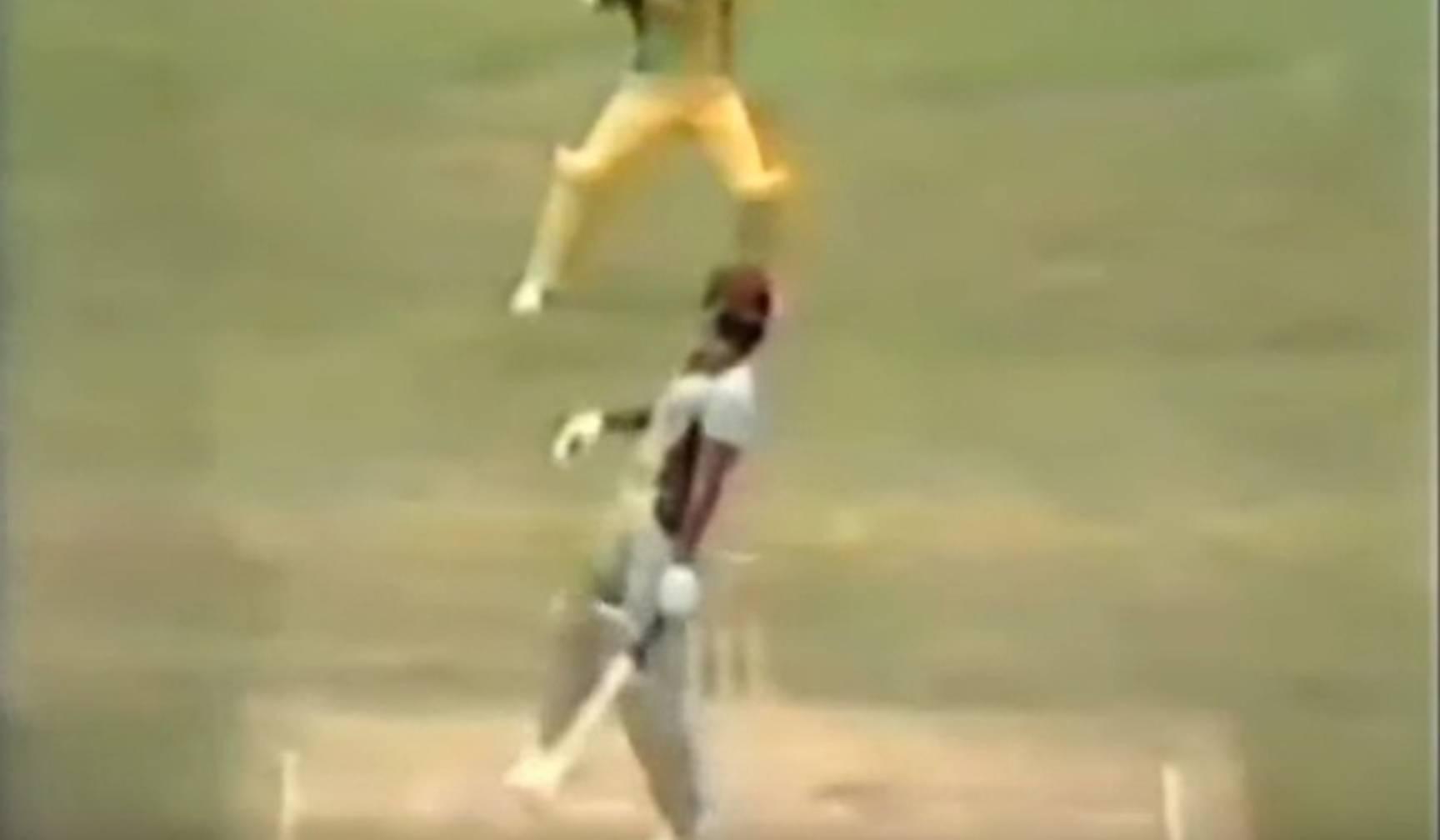 ये थीं क्रिकेट इतिहास की सबसे तेज गेंदें, जिनके सामने बल्लेबाजों की आखें भी मिचमिचा गईं थीं