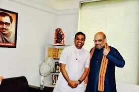 संबित पात्रा की एक महीने की सैलरी जानकर हो जायेंगे हैरान