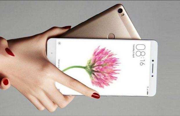 इस  18 हज़ार के स्मार्टफोन ने पछाड़ा आई फोन 7 को भी कीमत आई फोन 7 से 30000 रुपए कम फीचर आई फोन 7 से ज्यादा