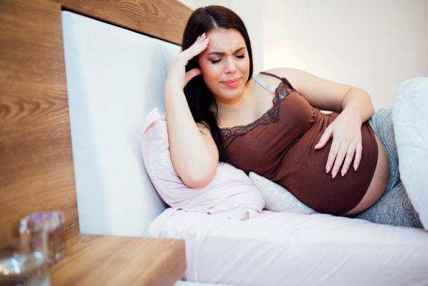 Pregnancy tips:शिशु जन्म के बाद इस कारण बढ़ता महिलाओं का वजन, आप इस प्रकार रखें शरीर को फिट