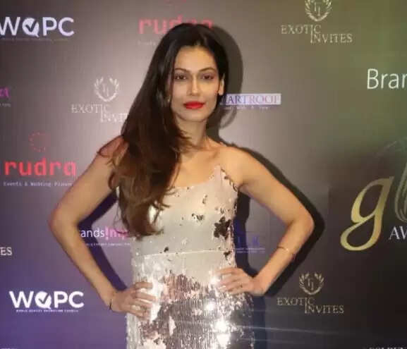 Payal Rohatgi: अहमदाबाद पुलिस ने पायल रोहतगी को किया गिरफ्तार, जाने क्या है पूरा मामला