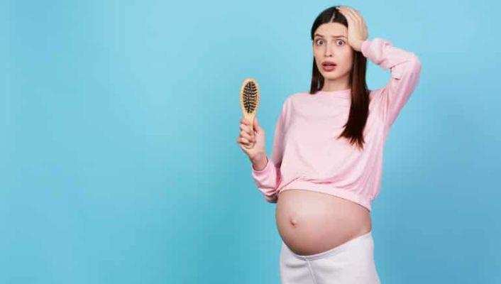 Pregnancy: यहां बताया गया है कि गर्भावस्था आपके बालों के स्वास्थ्य को कैसे प्रभावित कर सकती है और इससे कैसे निपटा जाए