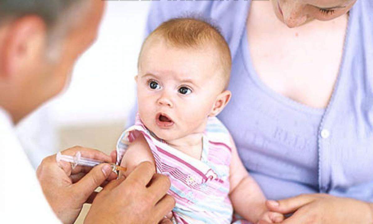 नवजात शिशु के लिए टीकाकरण एकमात्र सुरक्षा है, टीके को ध्यान रखने की आवश्यकता है