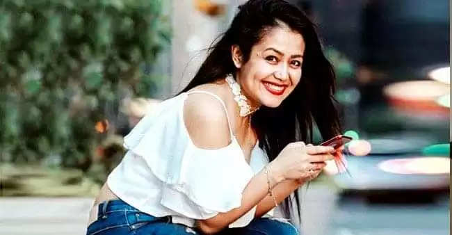 Neha Kakkar detoxed social media, unfollowed people and wrote, ‘Sorry… but it was necessary’