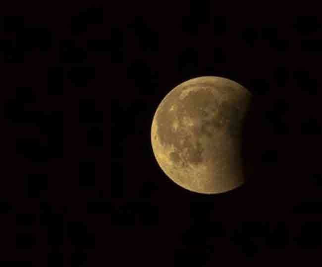 चंद्र ग्रहण नवंबर 2020: वर्ष का चौथा और अंतिम चंद्रग्रहण लाइव देखें