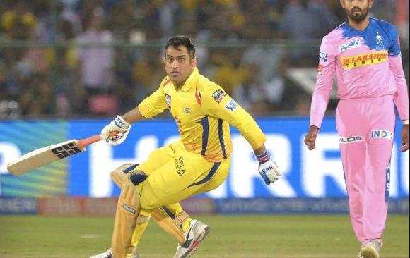 IPL 13 : सातवें नंबर पर बल्लेबाजी करने पर धोनी ने तोड़ी चुप्पी, जानें !