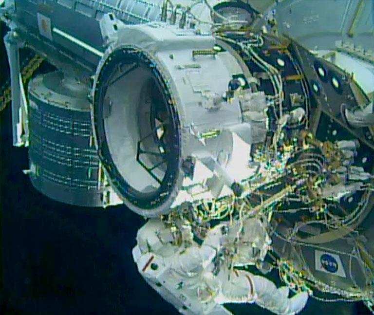 तो NASA के अंतरिक्षयात्रियों ने इस तरह से खो दिया स्पेस स्टेशन का अहम हिस्सा