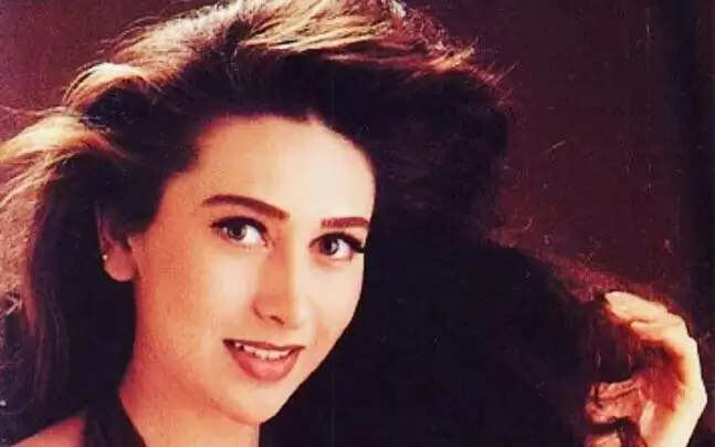 karishma kapoor: बॉलीवुड में करिश्मा कपूर को पूरे हुए 30 साल, तस्वीर शेयर कर पुरानी यादों में खोई अभिनेत्री