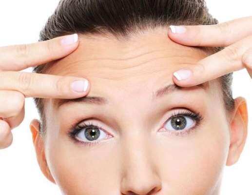 माथे पर पड़ने लगी है झुर्रियां आखिर क्या है इसके पीछे कारण जाने यहाँ